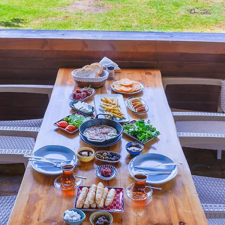 Bed & Breakfast Izgen Çıralı