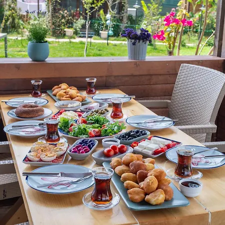 Izgen ベッド・アンド・ブレックファスト