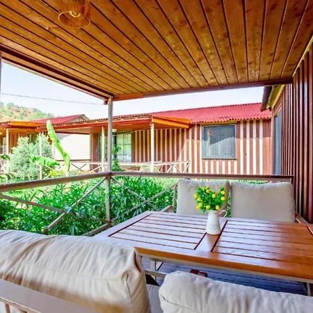 Izgen Bed & Breakfast Çıralı